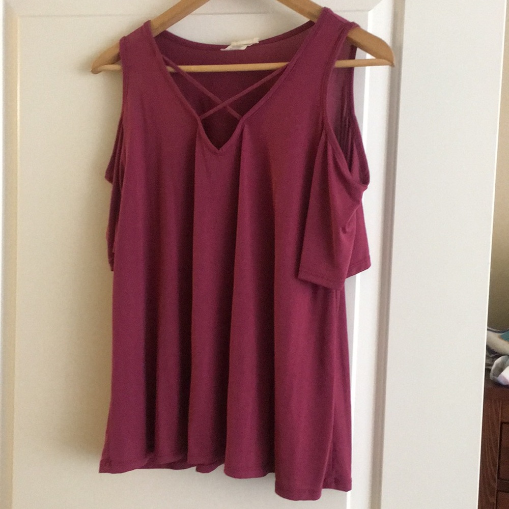 NWT Caution to the Wind Magenta Shirt